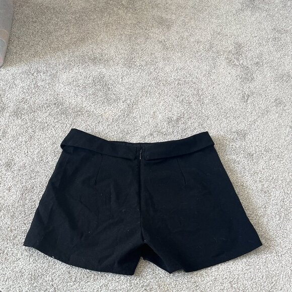 Stylish Black Skort - Picture 3 of 4